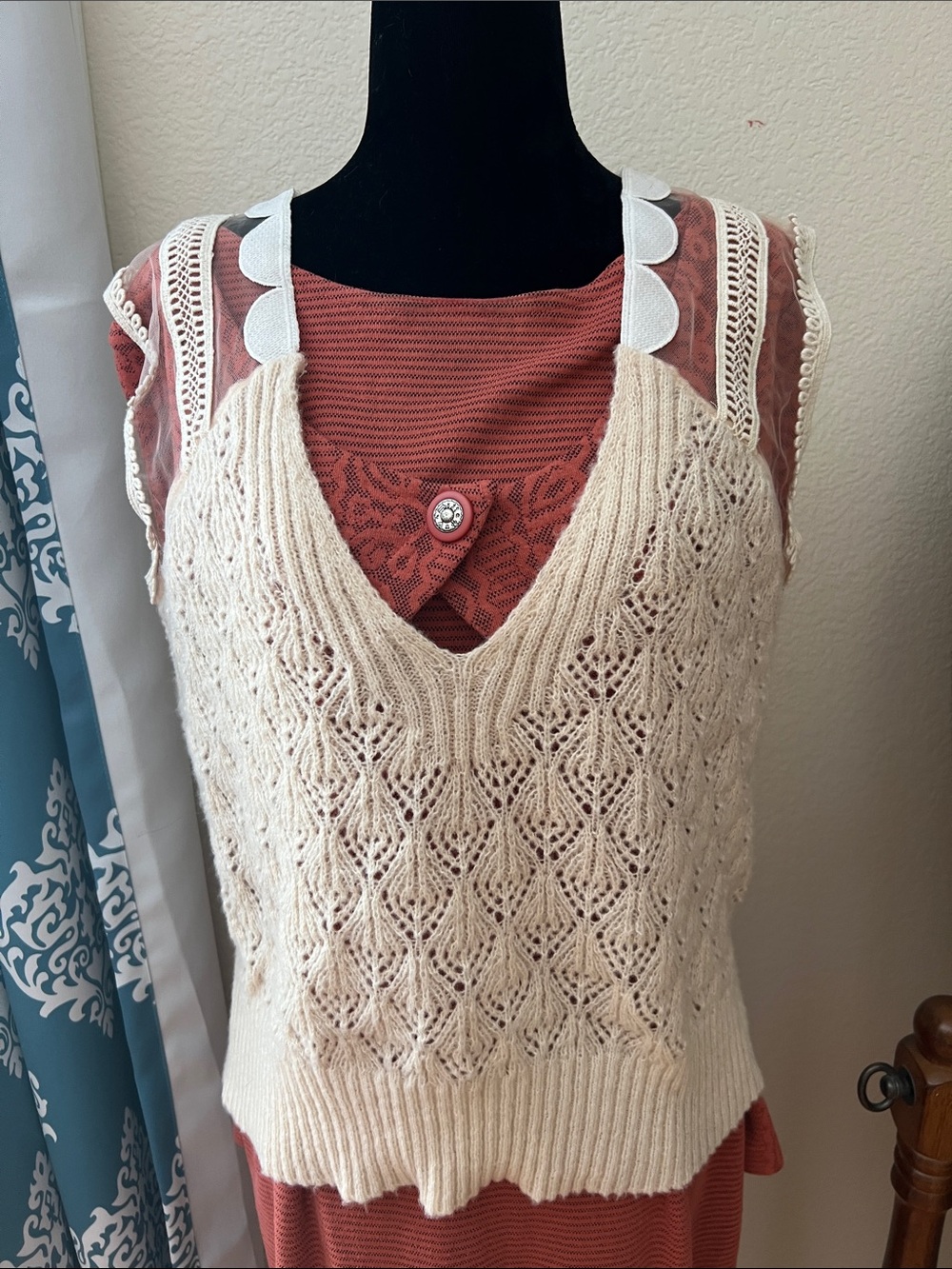 Mauve Anthropologie Cream Lace-Trim Knit V-Neck sweater vest